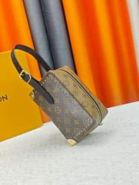 Picture of Louis Vuitton Wallets _SKUfw237317681fw